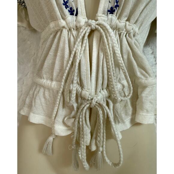 NWT Urban Outfitters Peasant Blouse Tie Front Blue Smocking / Embroidery Boho Sm - Picture 8 of 11